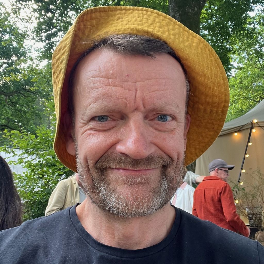 Frank Hvam tester på Realen